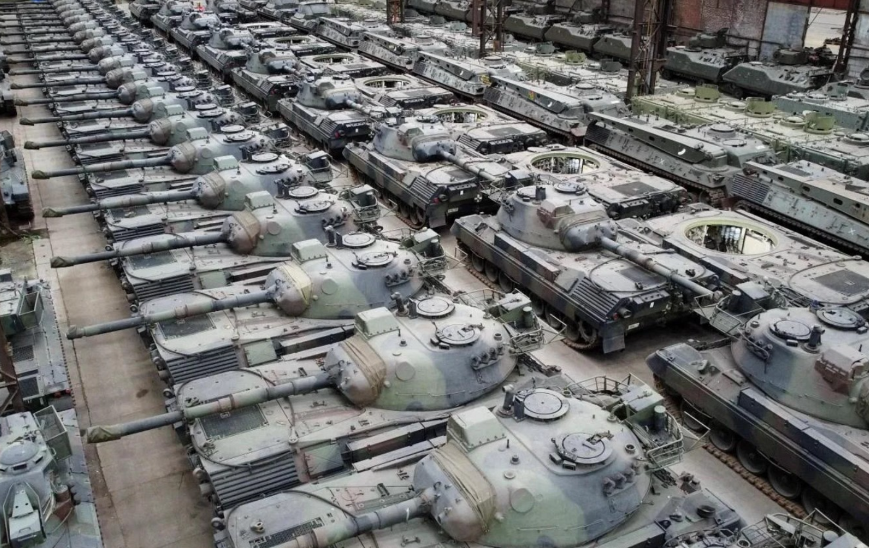 Njemačka odobrila slanje velikog broja Leopard 1 tenkova Ukrajini - slika 1
